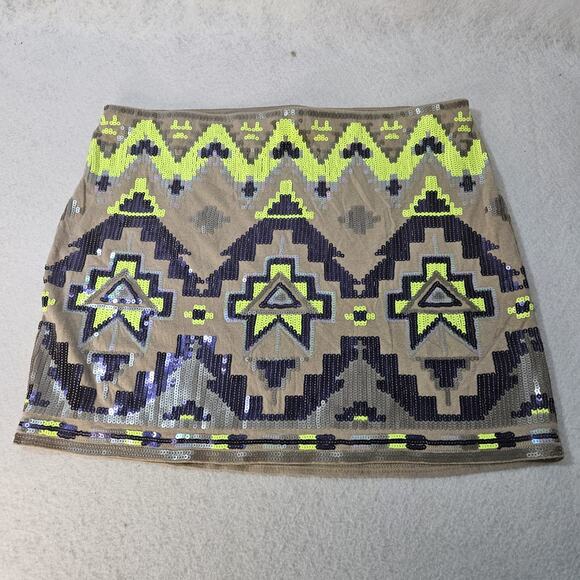Express Aztec Sequin Stretch Pencil Mini Skirt Gray Tan Neon Green Lime Sz S - Picture 1 of 5